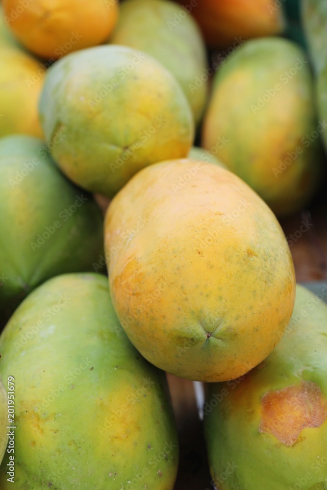 ripe papaya is delicious in the market ripe papaya is delicious in the market
