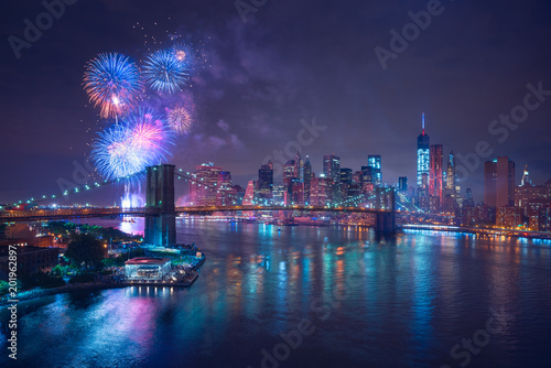 New-York feux d'artifices du 4 juillet - Independance Day photo