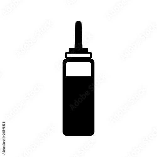 Icono plano botella de plastico de ketchup en color negro