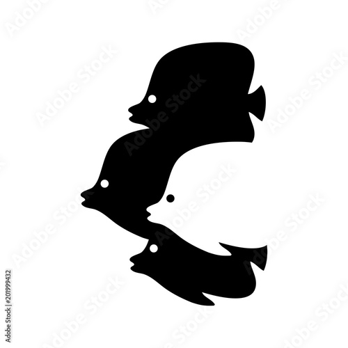 Icono plano silueta peces tropicales con espacio negativo en color negro