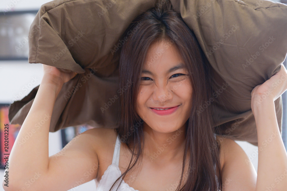 Asian Teen Pajamas On The Bed Smiling Beautiful
Asian Teen Pajamas On The Bed Smiling Beautiful