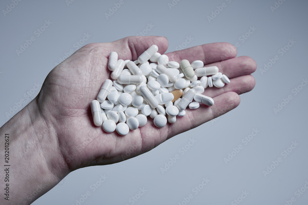 Hand mit Tabletten Hand mit Tabletten