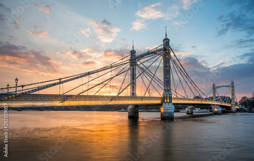 Canvas Print Albert Bridge and beautiful sunset over the Thames, London, England UK