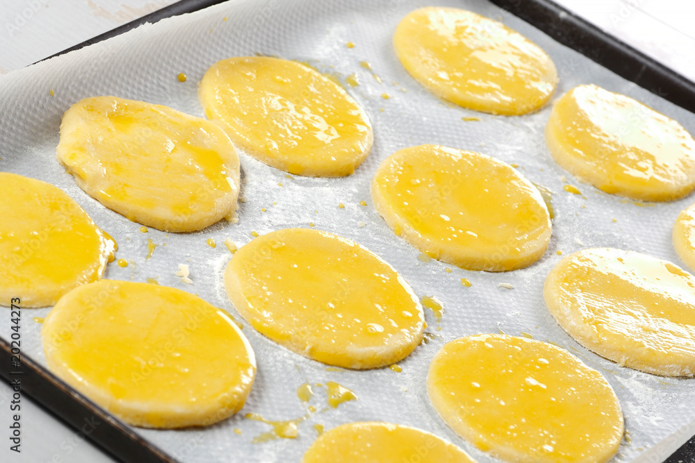 preparation of small almond cakes preparation of small almond cakes