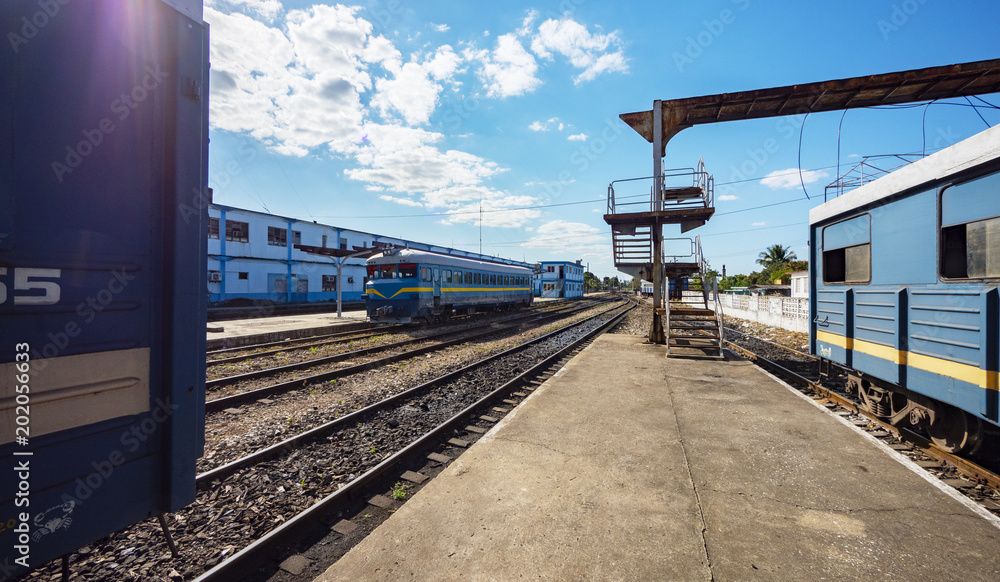 Obraz premium Trains in Cuba