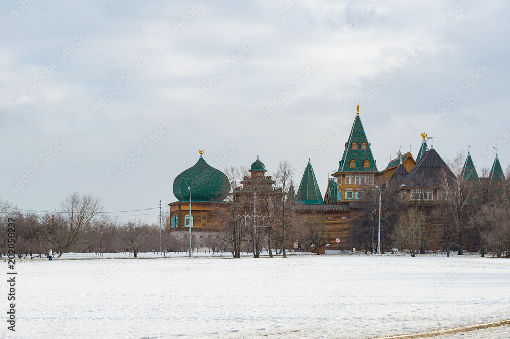 Fototapeta premium Winter view of the Wooden Palace of Tsar Alexei Mikhailovich in Kolomensckoe, Moscow, Russia, famous touristic place and museum of wooden architecture