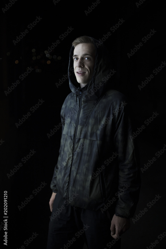Model on black background wear hoodie