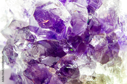 Crystals of amethyst close 