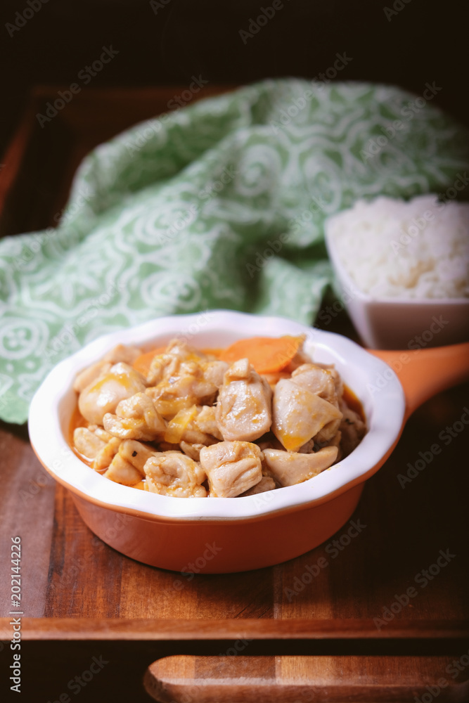 Bowl with fresh cooked meat Bowl with fresh cooked meat