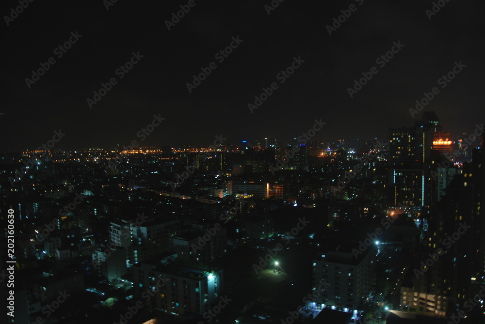 Fototapeta premium Cityscape of night Bangkok, view from the top