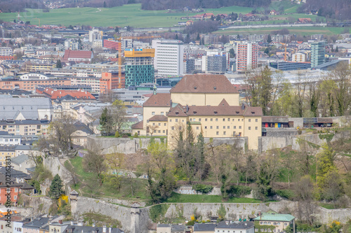 Aussicht auf die Stadt Salzburg von der Festung Hohensalzburg in Österreich photo