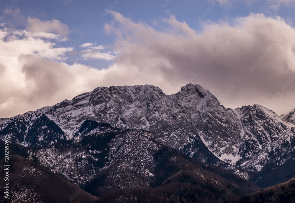 Obraz premium View towards Giewont Peak in Polish Tatra Mountains
