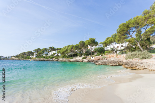 Fototapeta Naklejka Na Ścianę i Meble -  Cala d'Or, Mallorca - Smoothe breakers at the beach of Cala d'Or