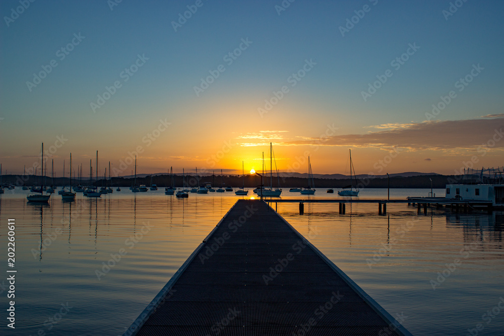 Obraz premium sunset in marina