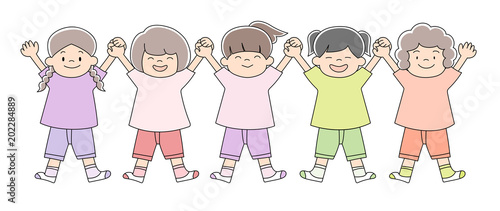 4幼児_バンザイ_横並び_女の子