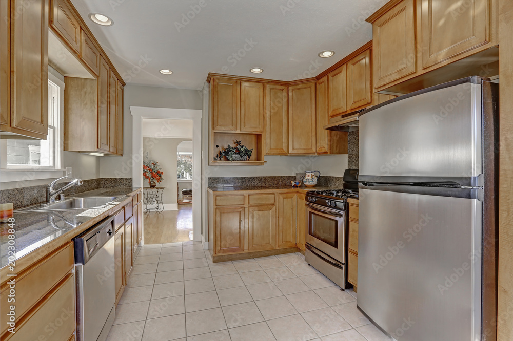 Nicely updated compact kitchen with lots of storage cabinets Nicely updated compact kitchen with lots of storage cabinets