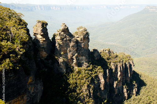 Fototapeta Naklejka Na Ścianę i Meble -  Three Sisters - Blue Mountains - Australia