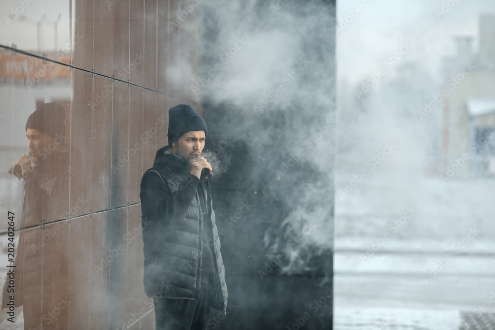 Fotografie Vape teenager