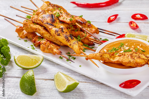 Fotografija Chicken satay with tasty peanut sauce