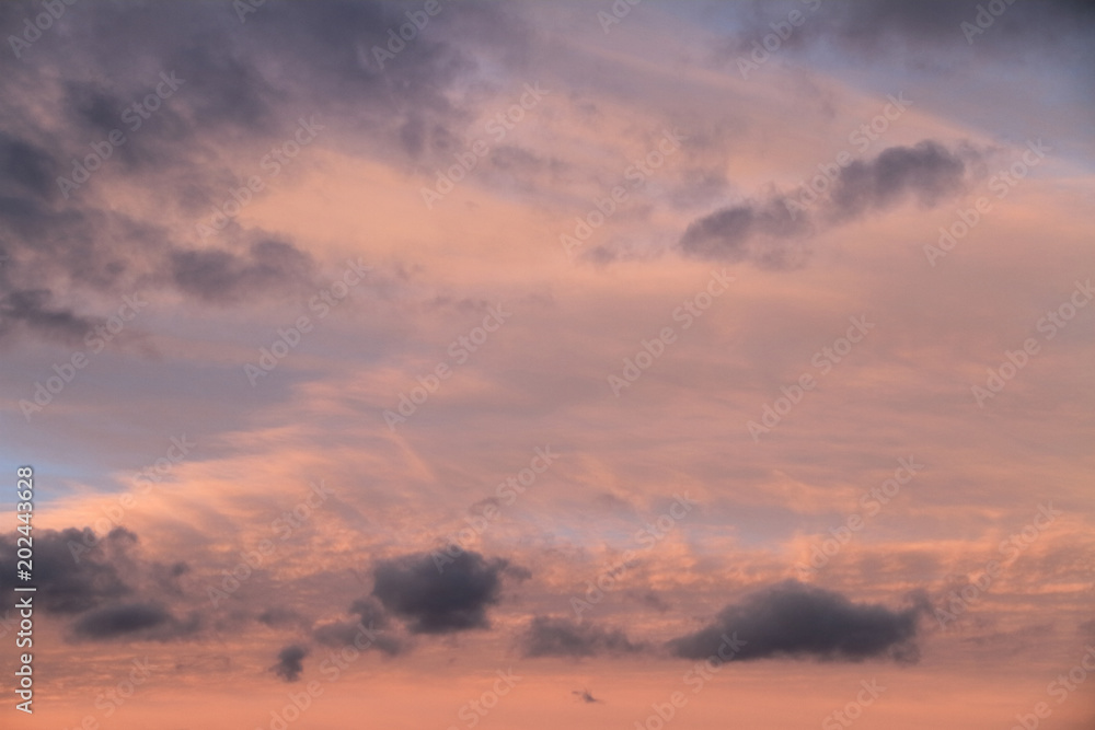 abendlicher Wolken-Himmel abendlicher Wolken-Himmel