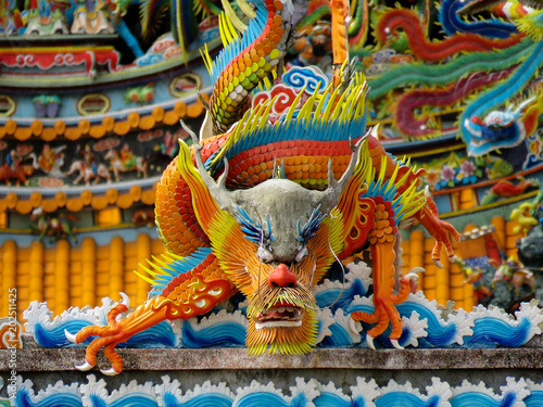 Taiwan Temple Dragons