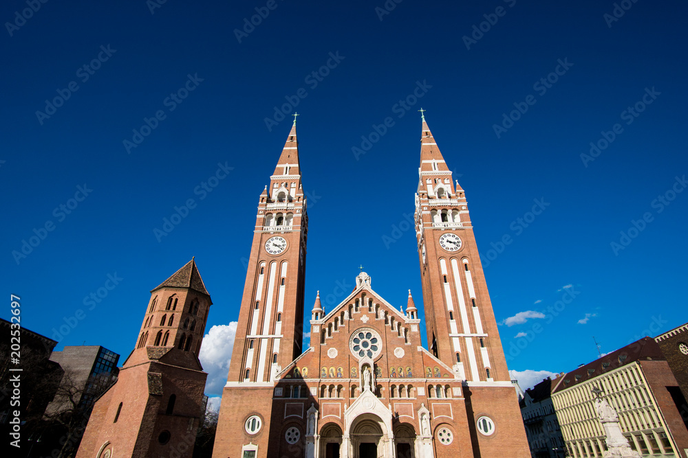 Φωτογραφία Votive Church and Cathedral of Our Lady of Hungary in Szeged