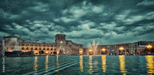 Singing Fountains Yerevan attraction, erevan, fountain, illumination, landmark, light, night, people, performance