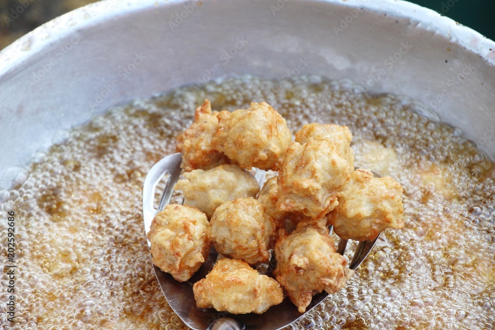 Fried chicken is delicious in the pan Fried chicken is delicious in the pan
