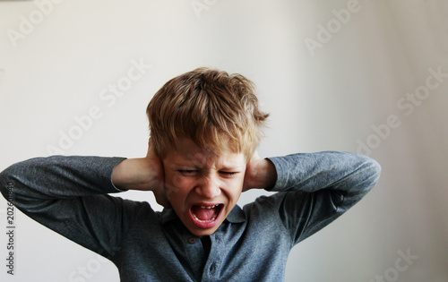 child screaming tired stressed