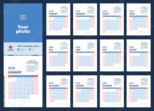 2019 calendar planning. Blue color template. Week starts on Sunday
