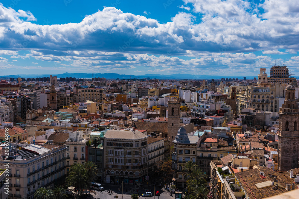 Blick auf Valencia mit Plaza de la Reina