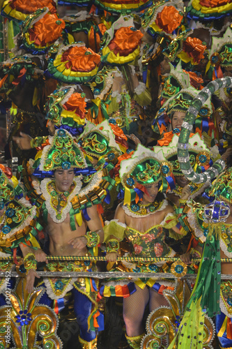 фотографія Carnival performers at the Sambadrome Marquês de Sapucaí, Rio de Janiero, Brazil