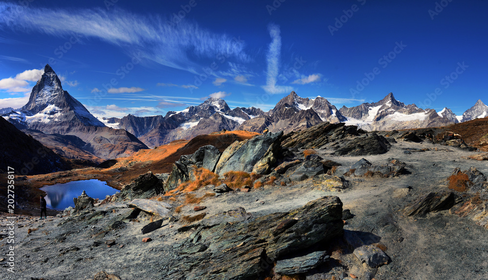 Φωτογραφία Amazing View of the panorama mountain range near the Matterhorn in the Swiss Alps