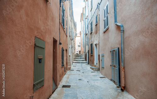 Details of French Provencal architecture, narrow streets in Saint Tropez, France, Cote d'Azur, Provence