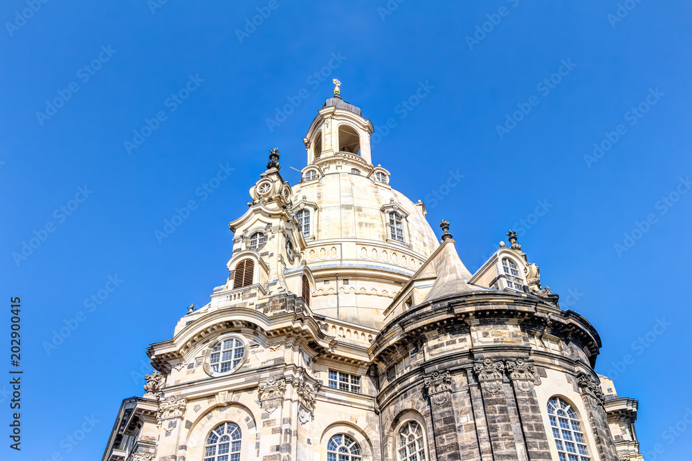 Frauenkirche am Neumarkt in der Altstadt von Dresden