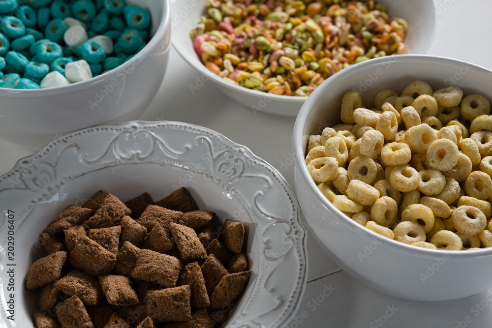 Bowls of various breakfast Bowls of various breakfast