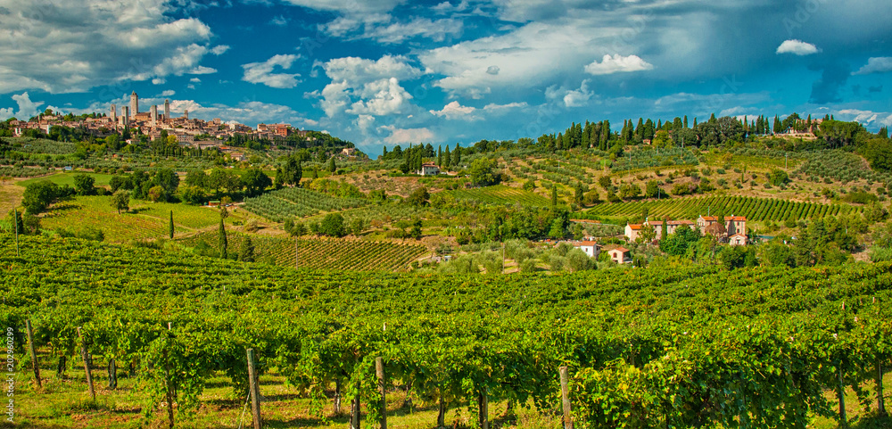 Φωτογραφία Beautiful view of the medieval town of San Gimignano, Tuscany, Italy