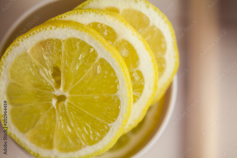 Portion cup of lemon slices Portion cup of lemon slices