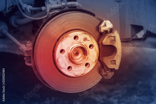 Brake disc and wheel hub parts with light, concept of brake problems