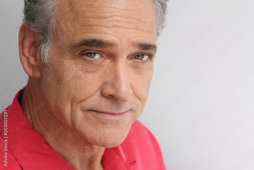 Obraz premium Senior man headshot