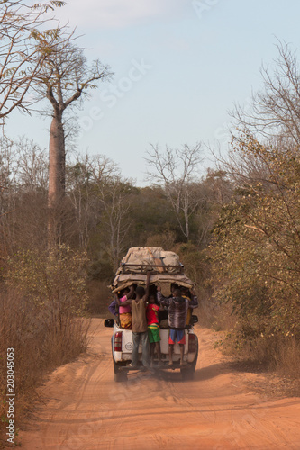 Sur les pistes de madagascar