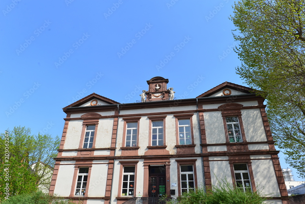 Fototapeta premium Ehemalige Kinderbewahranstalt Hetzelstift in Neustadt an der Weinstraße Rheinland-Pfalz 