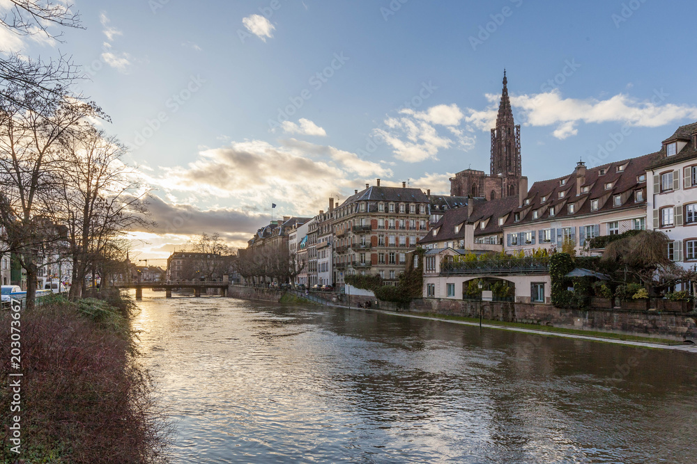 Obraz premium Straßburg an der Ill mit dem Münster
