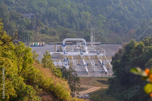 Wallpaper Mural Oil pipeline equipment. Torontodigital.ca