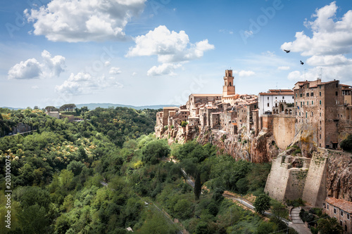 Vista panoramica di Pitigliano in Toscana