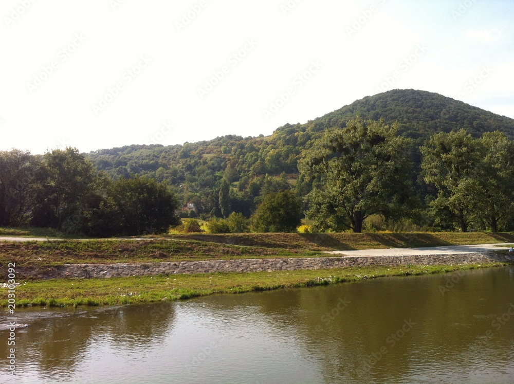 Fototapeta premium Hornade rivière