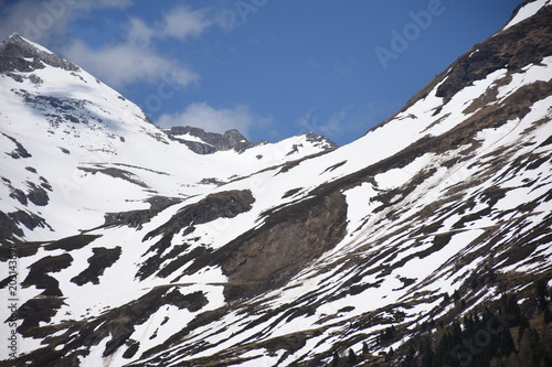 Felbertauern, Schildalm, Almhütten, Hütte, Alm, Tauernbachtal, Krokus, Frühling, Schnee, Eis, Tal, Alpenhauptkamm, Hohe Tauern, Nationalpark, Lienz, Osttirol photo