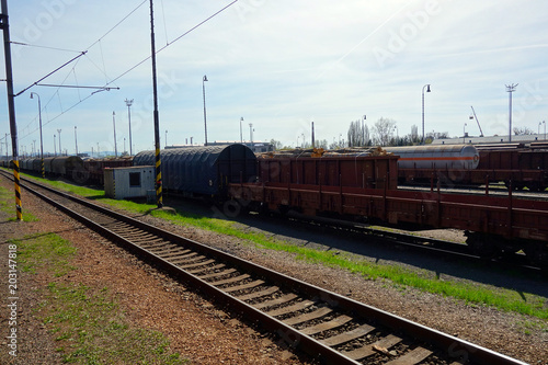 Railway shifts of wagons