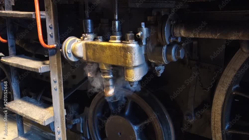 Hot water flows from the locomotive Hot water flows from the locomotive