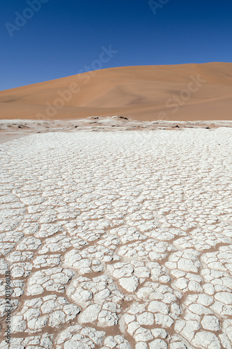 Dünenlandschaft von Sossusvlei (Namibia) © airmaria